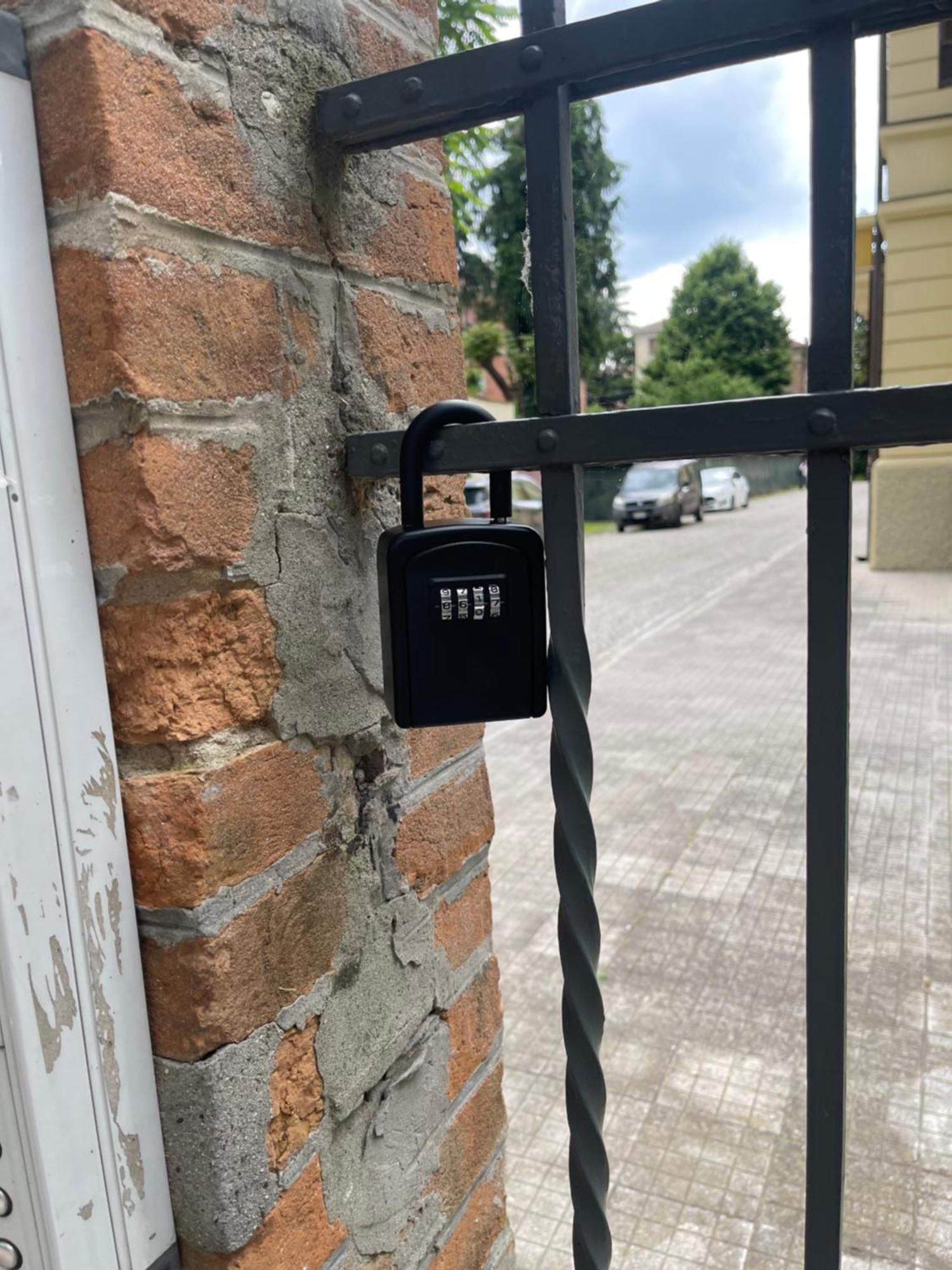Appartamento Moderno La Dolce Vita Reggio nell'Emilia Exterior foto